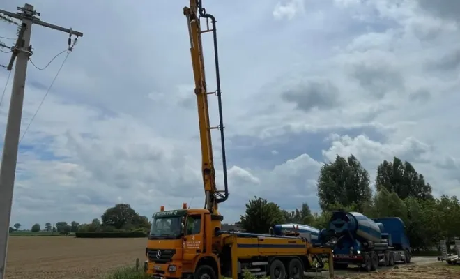 Coulage d’une terrasse sur FLETRE avec une pompe 34m , Lille, TRANS-LINE