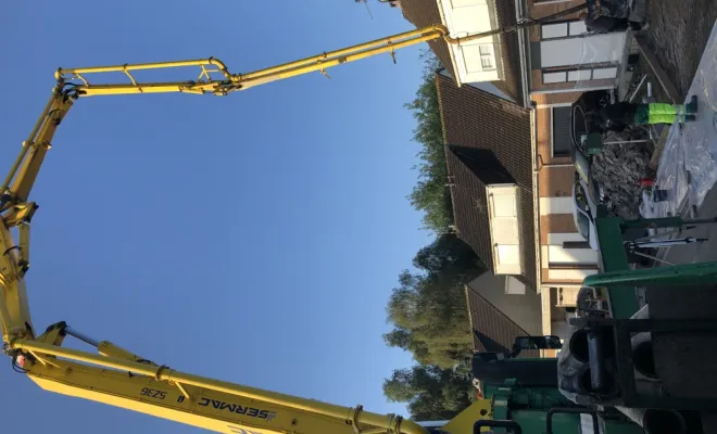 Coulage d’une entrée de garage et terrasse sur COMINES, Lille, TRANS-LINE